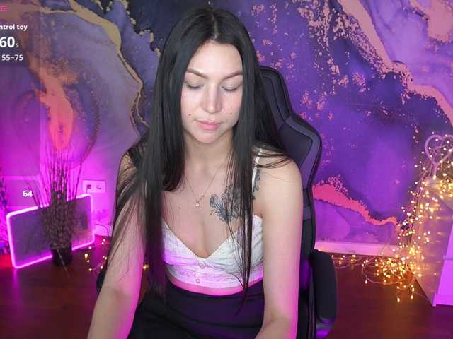 EliseVelour's BongaCams show and profile