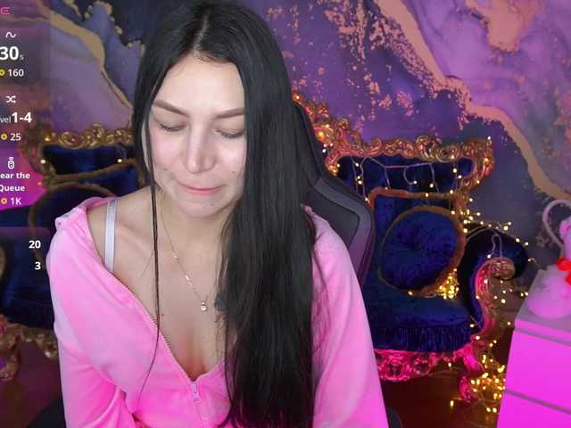 EliseVelour's BongaCams show and profile