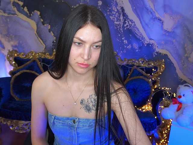 EliseVelour's BongaCams show and profile