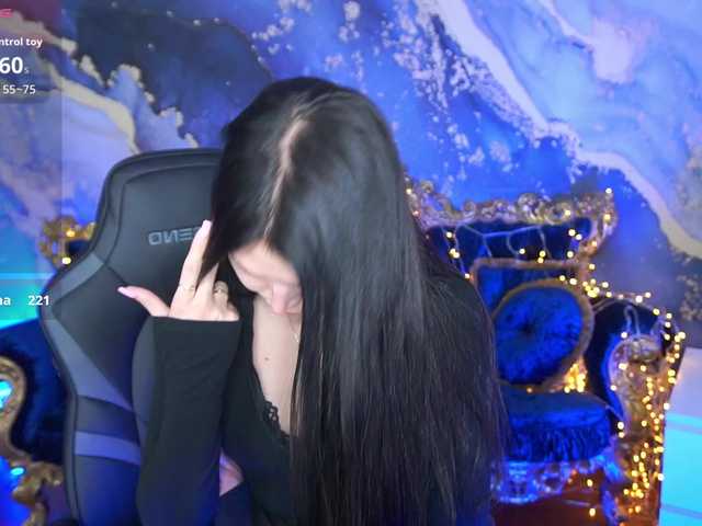 EliseVelour's BongaCams show and profile