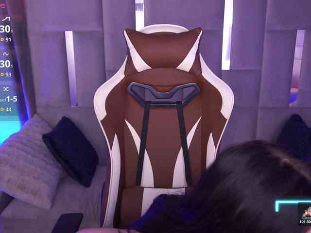 EliseVelour EliseVelour