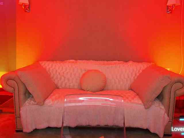 EliseVelour EliseVelour