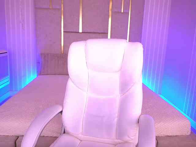 EliseVelour EliseVelour