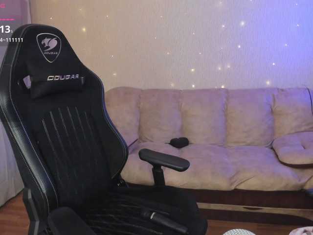 Giai's BongaCams show and profile