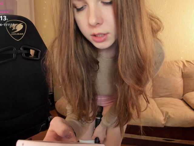 Giai's BongaCams show and profile