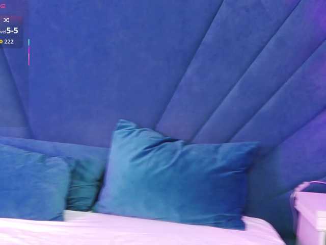 Deezylicious è una cam girl italiana che trasmette live durante uno show su BongaCams. Tag più rilevanti: White/Caucasian,Brunette,Shaved