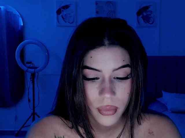 lailaatyler webcam