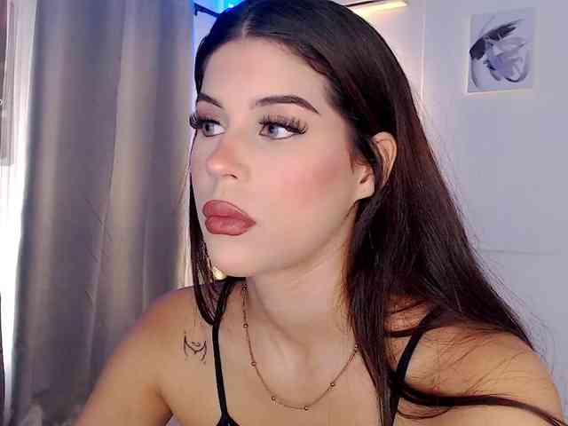 lailaatyler webcam