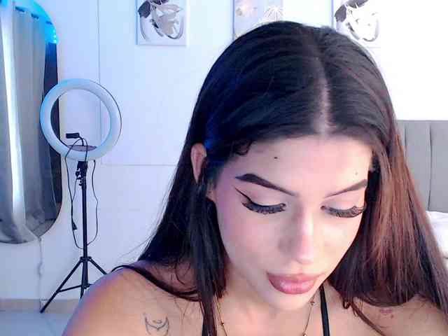 lailaatyler webcam