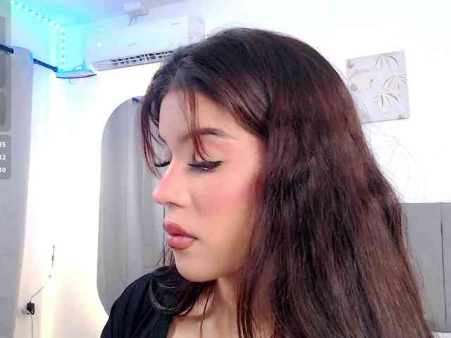 lailaatyler webcam