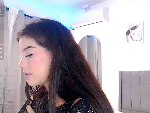 lailaatyler webcam