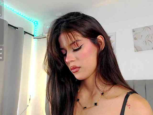 lailaatyler webcam