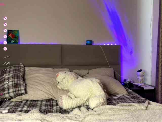 HellyPaw webcam