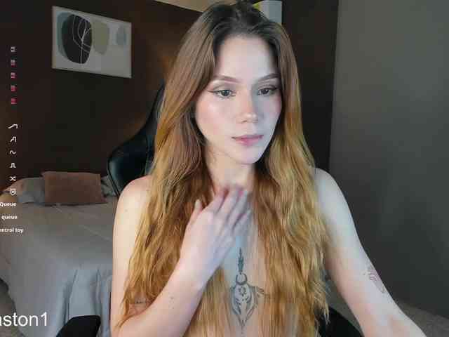 lilyeaston Live Webcam on BongaCams