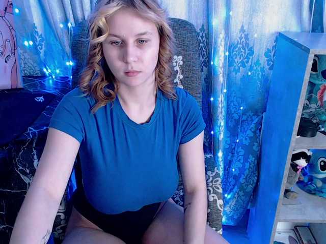 RoyAngela's BongaCams show and profile