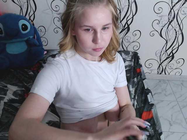 RoyAngela's BongaCams show and profile