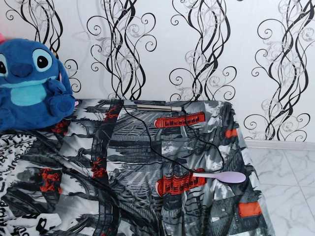 RoyAngela's BongaCams show and profile