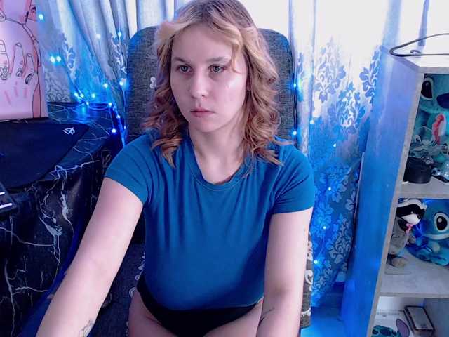 RoyAngela's BongaCams show and profile