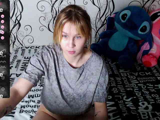 RoyAngela webcam