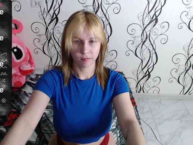 RoyAngela Live Webcam on BongaCams