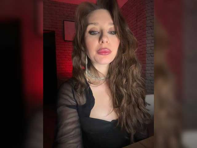 Melissa222Femdom's BongaCams show and profile