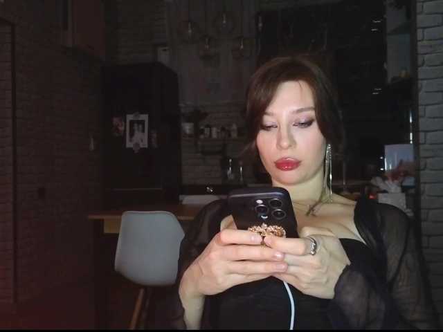 Melissa222Femdom's BongaCams show and profile