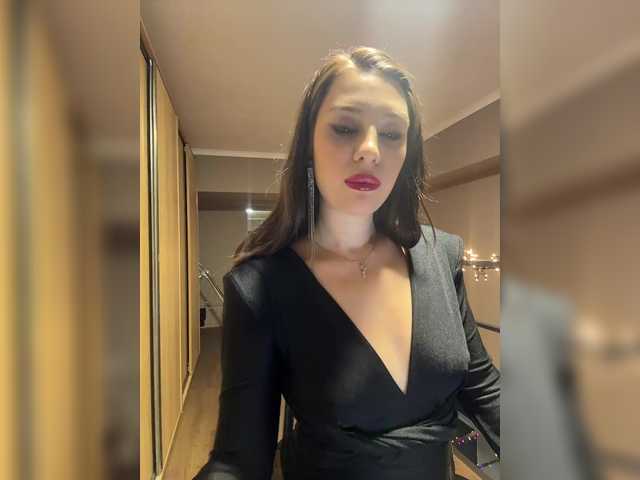 Melissa222Femdom's BongaCams show and profile