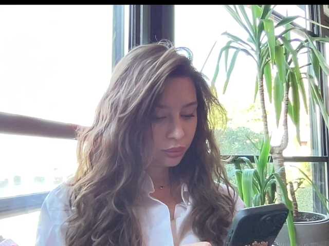 Melissa222Femdom's BongaCams show and profile