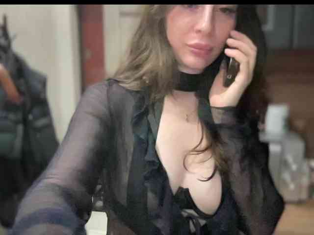 Melissa222Femdom webcam