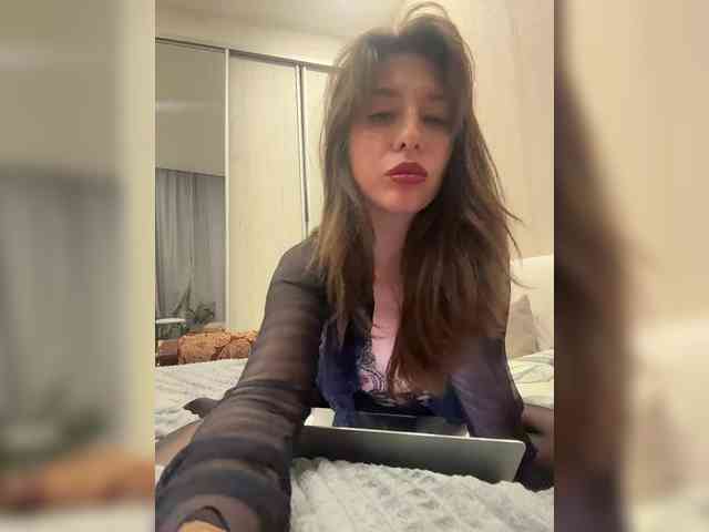 Melissa222Femdom webcam