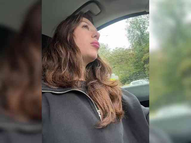 Melissa222Femdom webcam