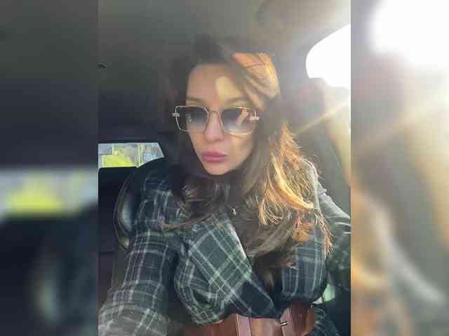 Melissa222Femdom webcam