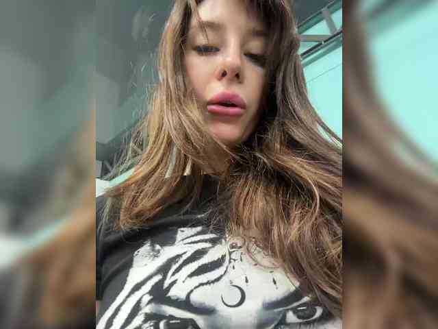 Melissa222Femdom Live Webcam on BongaCams