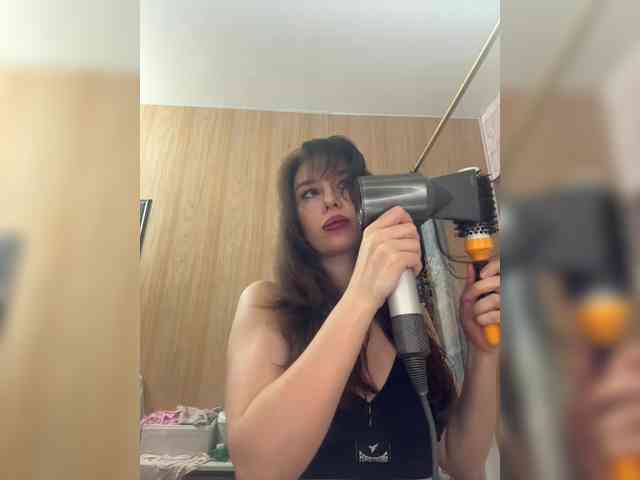 Melissa222Femdom webcam