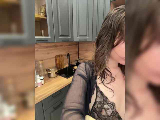 Melissa222Femdom webcam