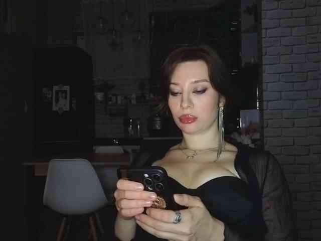 Melissa222Femdom webcam