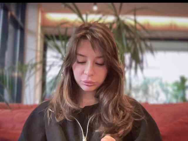 Melissa222Femdom webcam