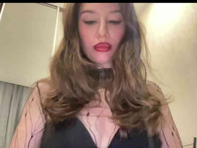 Melissa222Femdom webcam