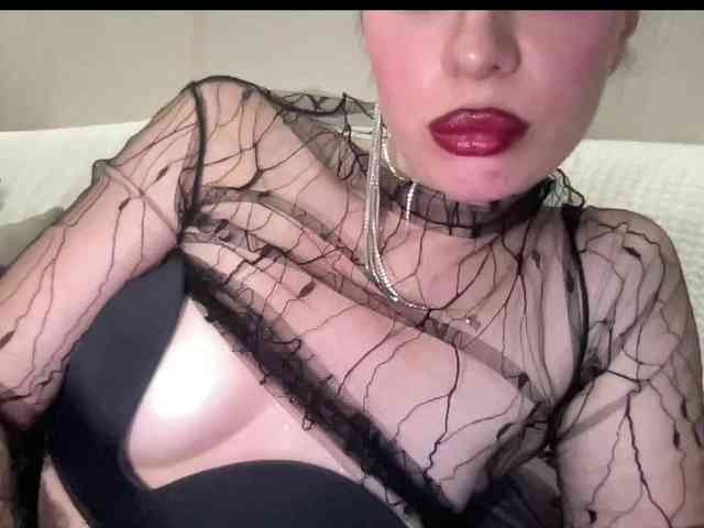 Melissa222Femdom webcam
