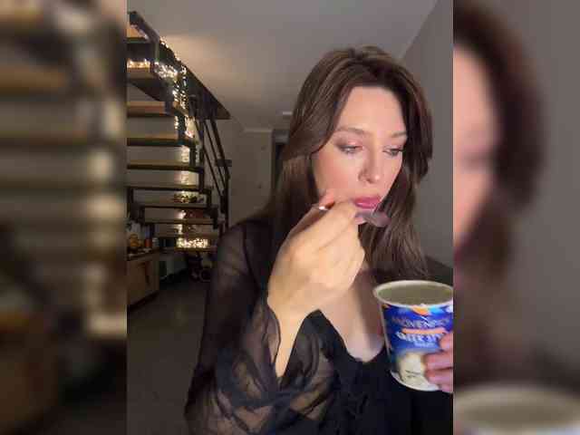 Melissa222Femdom webcam