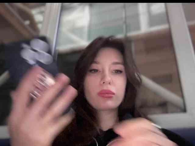 Melissa222Femdom webcam