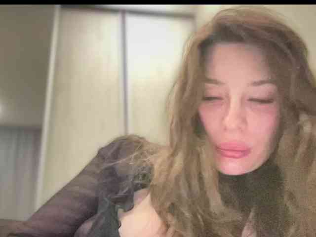 Melissa222Femdom webcam