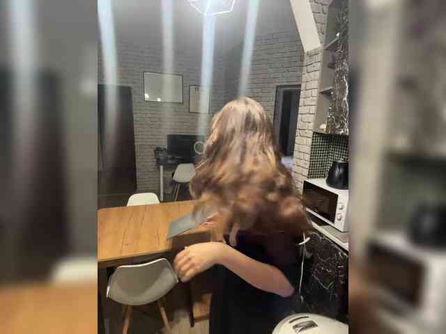 Melissa222Femdom webcam
