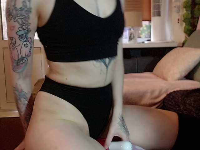 Bobby-MiMi's BongaCams show and profile