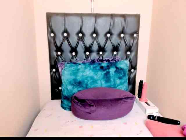 Toxicfantasy4u webcam