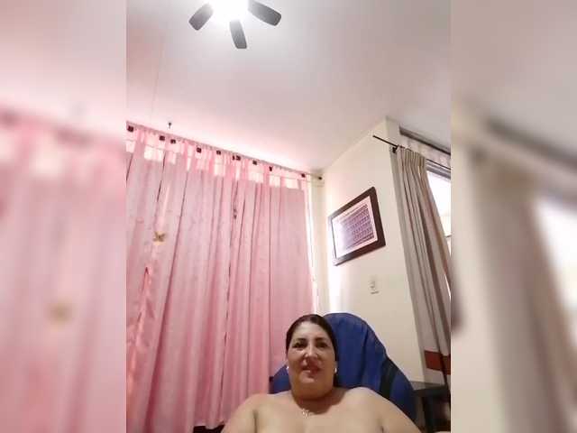 linamaria98's BongaCams show and profile