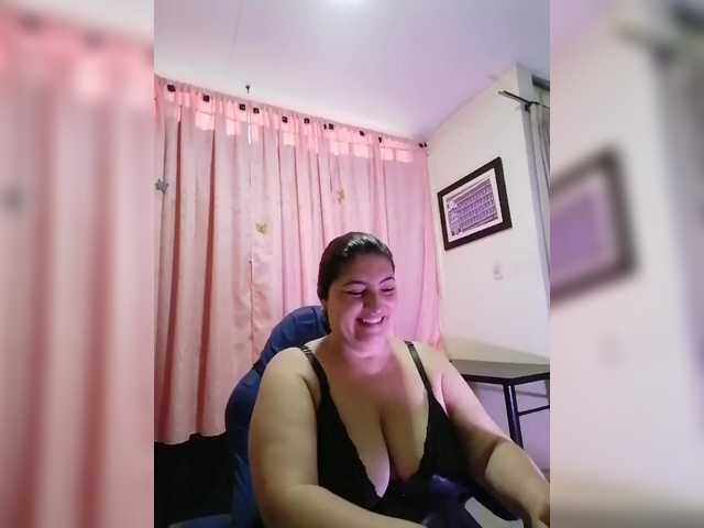 linamaria98's BongaCams show and profile