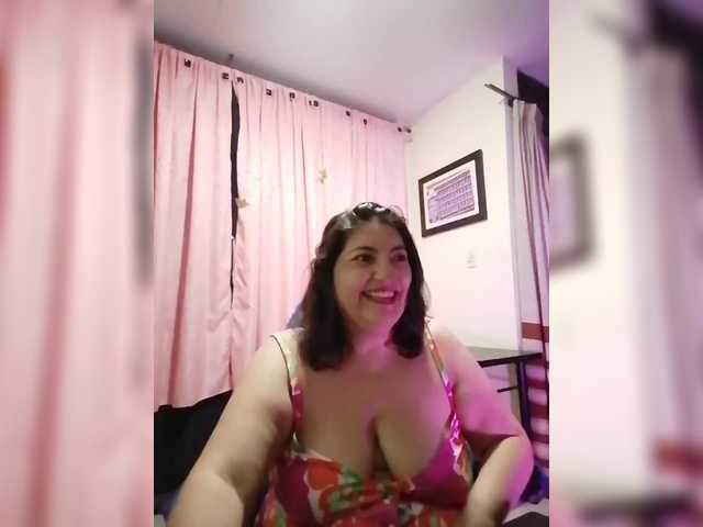 linamaria98's BongaCams show and profile