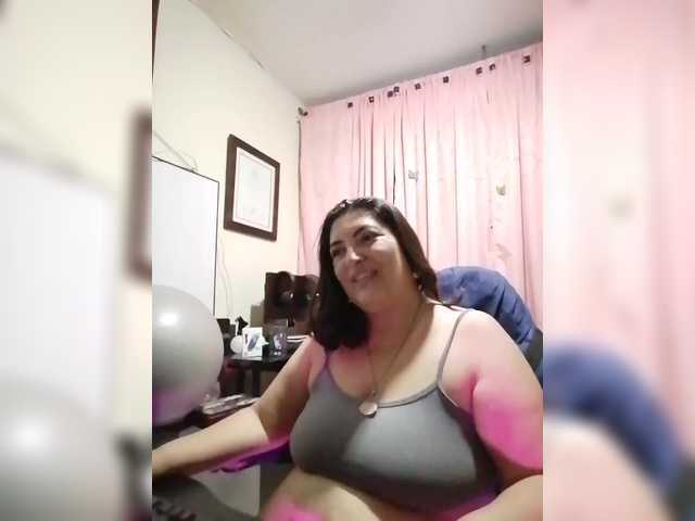 linamaria98's BongaCams show and profile