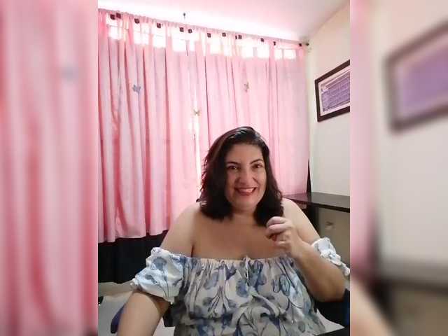 linamaria98's BongaCams show and profile